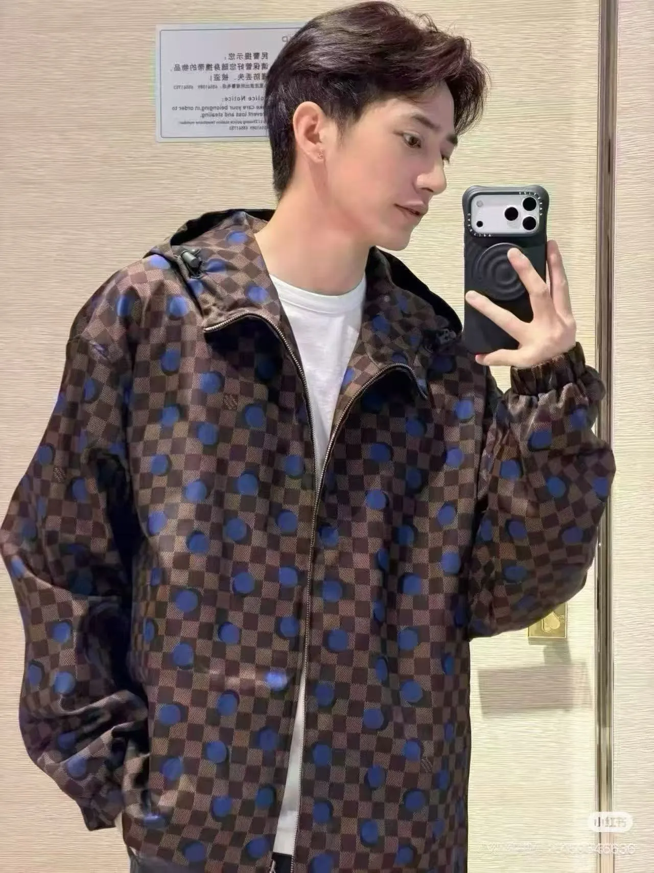 Louis Vuitton/
